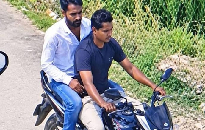 दिनदहाडै_घाँटीबाटै_डेढ_तोला_सुनको_सिक्री_लुटियो